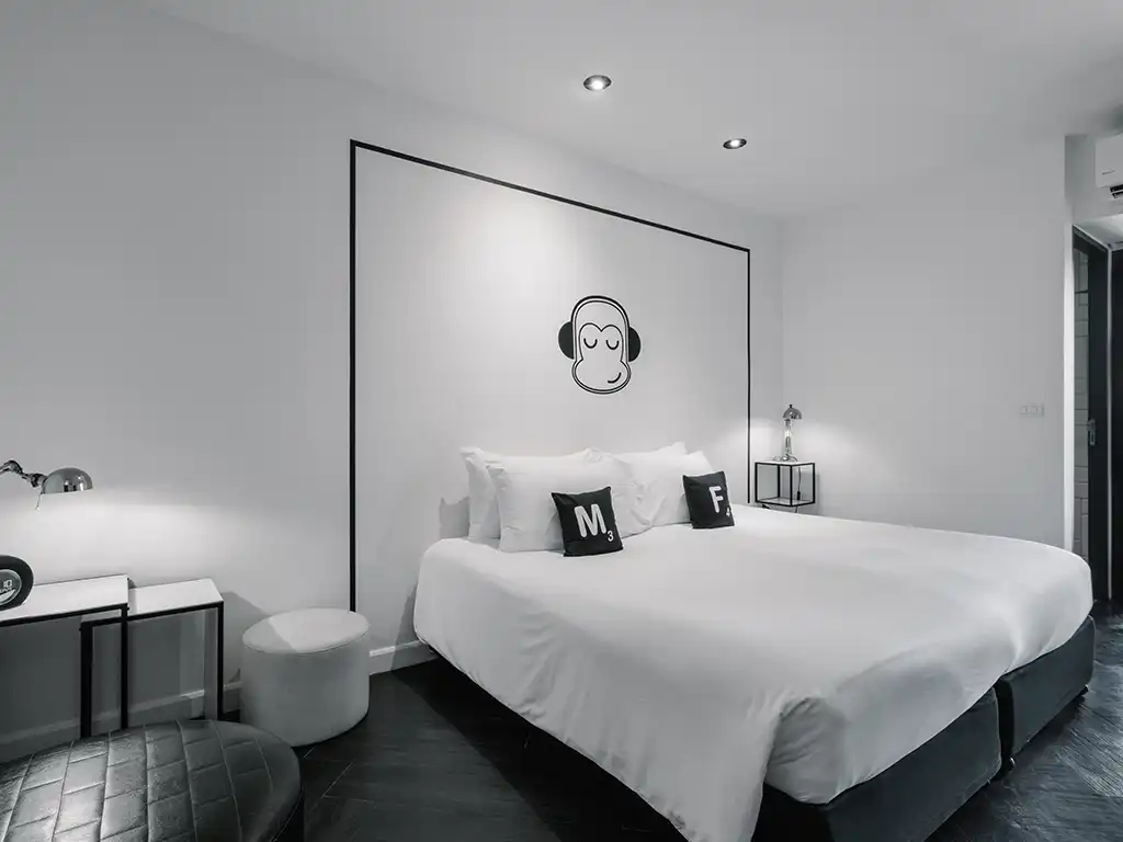 Chimpanzee Pod Double Bed